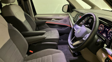 Volkswagen Multivan 2.0 TDI Style 5dr LWB DSG Diesel Estate